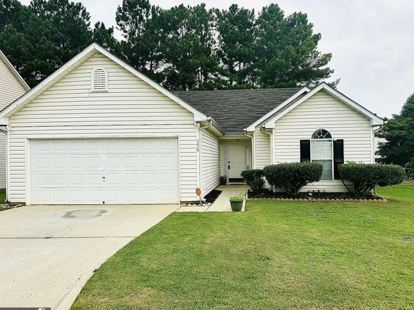 1630 Isleworth Circle, Atlanta, GA 30349