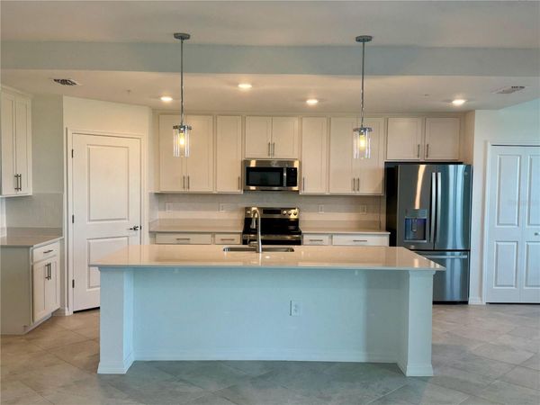 18923 SCALLOP LOOP , Unit 105, LAKEWOOD RANCH, FL 34211