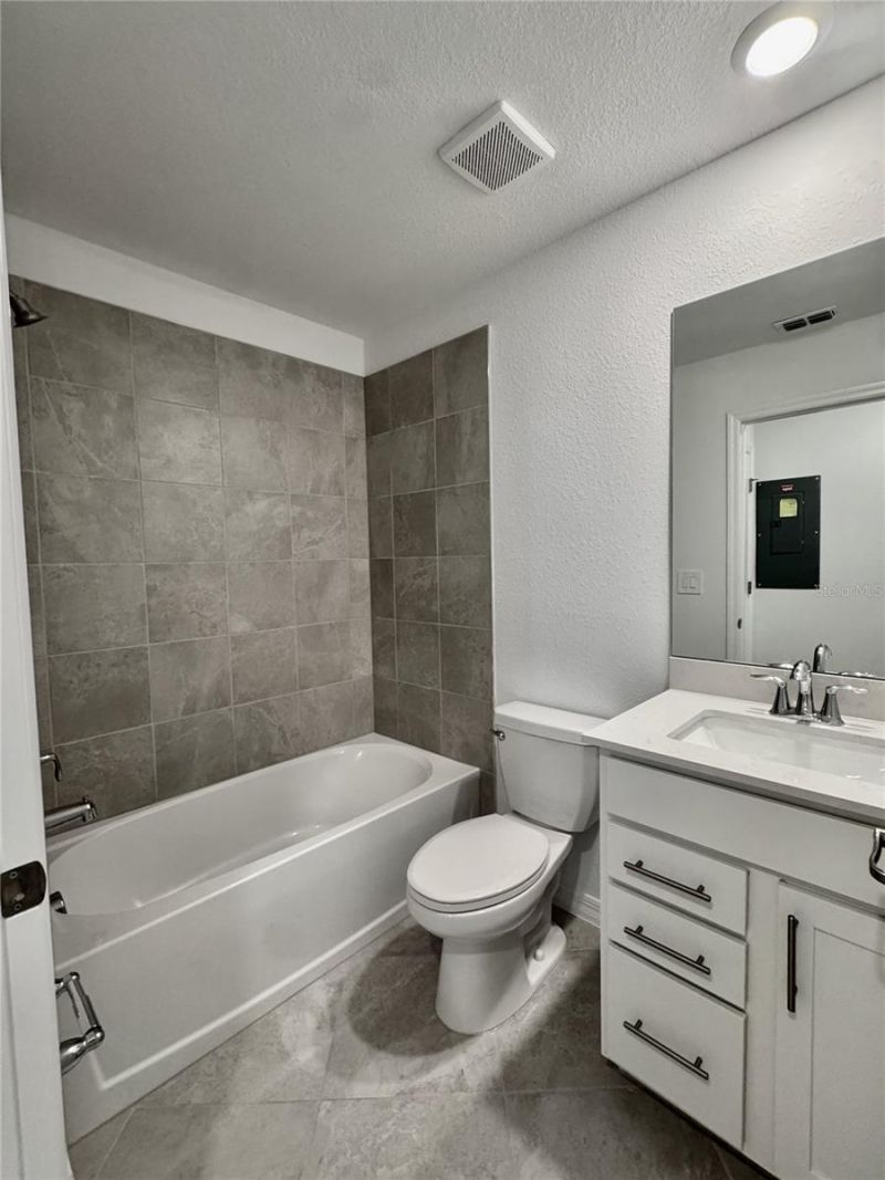 18923 Scallop Loop , Unit 105, Lakewood Ranch, FL 34211 Photo