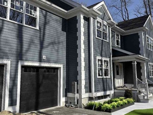 53 Beechwood St, Cohasset, MA 02025