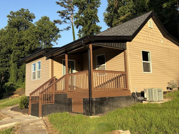 110 Cherry Drive, Harriman, TN 37748