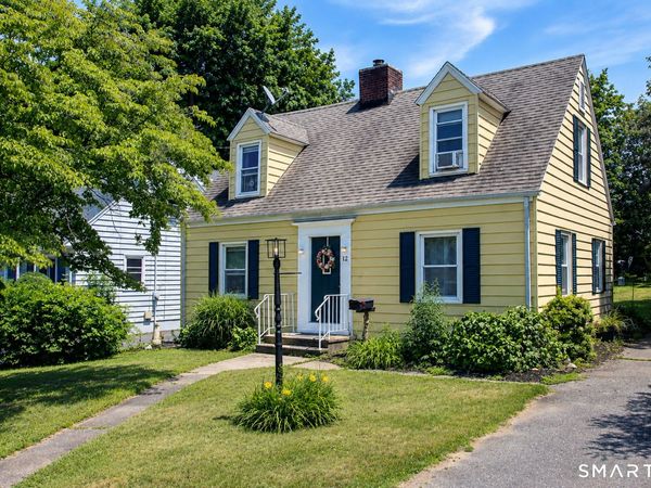 12 Edgewood , Ansonia, CT 06401