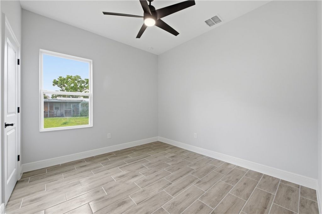 8780 92nd Avenue, Vero Beach, FL 32967 Photo