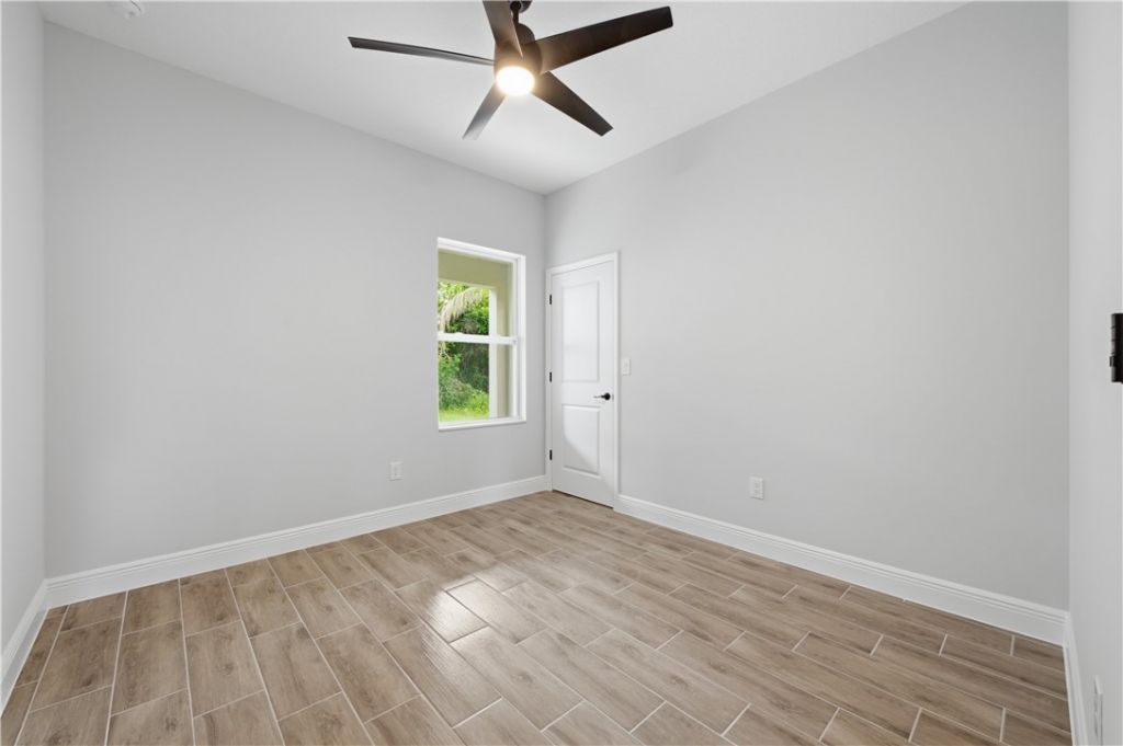 8780 92nd Avenue, Vero Beach, FL 32967 Photo