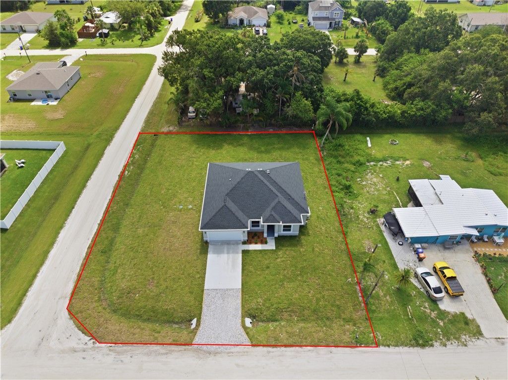 8780 92nd Avenue, Vero Beach, FL 32967 Photo
