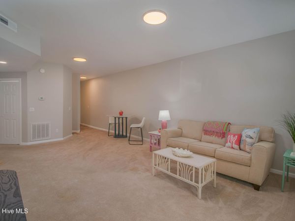 4250 Wilshire Boulevard , Unit 104-A, Wilmington, NC 28403