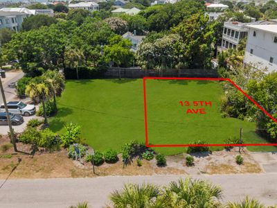 13 5th Avenue, Isle of Palms, SC 29451