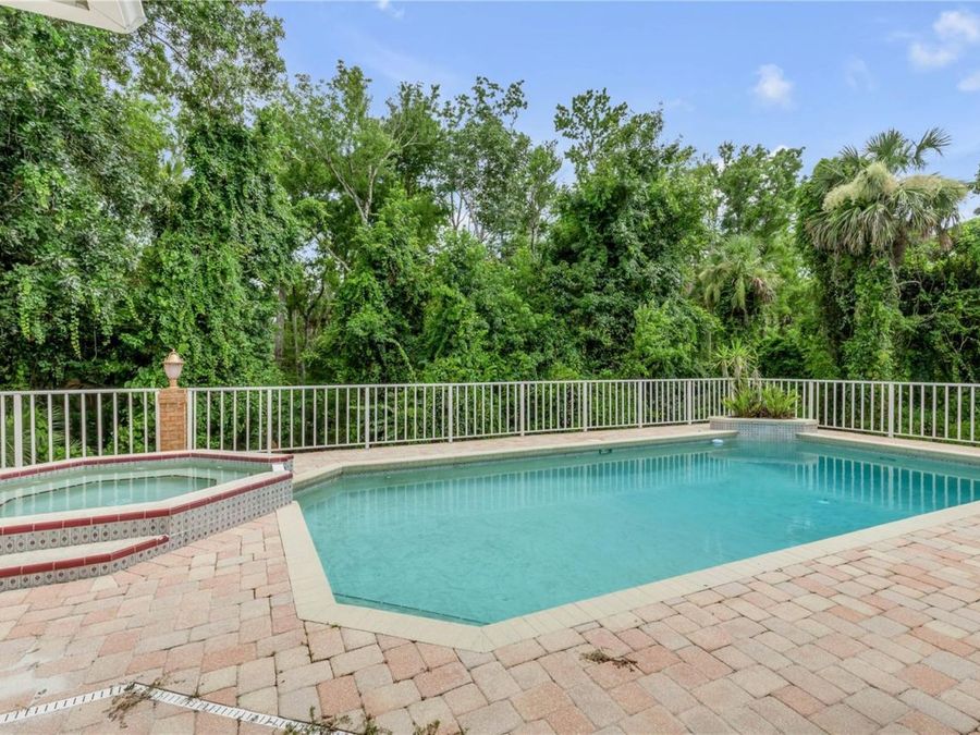 Property Image 77