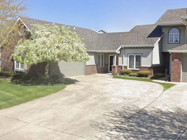 9443 Van Buren , Crown Point, IN 46307