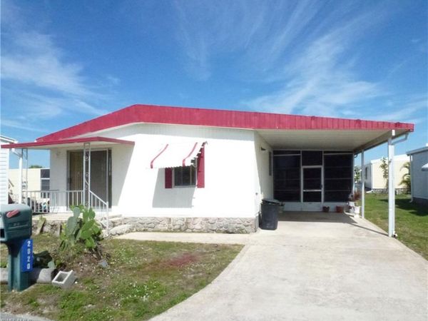 2820 Breezewood DR , NORTH FORT MYERS, FL 33917