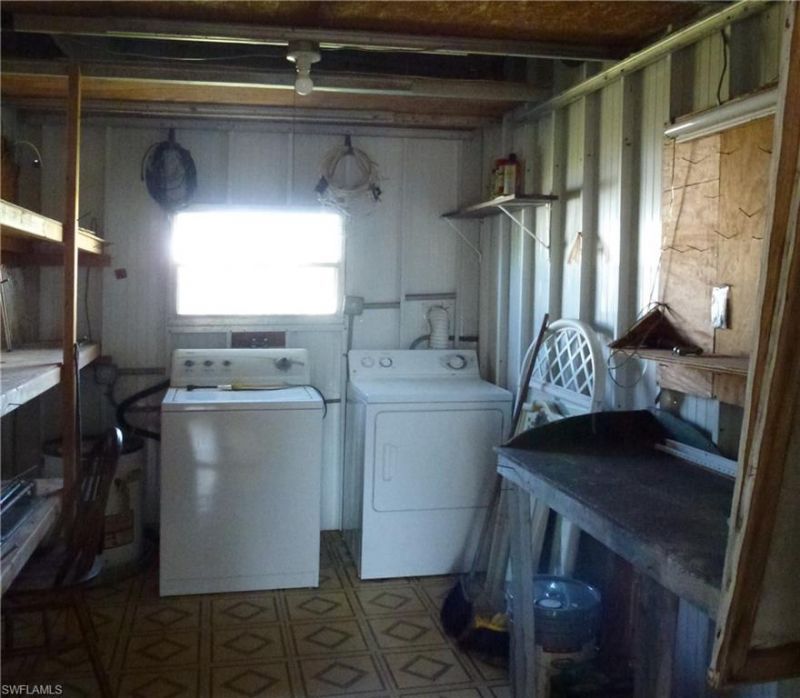 2820 Breezewood Dr , North Fort Myers, FL 33917 Photo