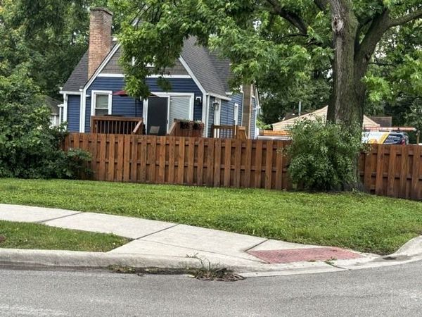 411 Edward Court , Des Plaines, IL 60016