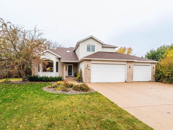 3126 37 1/2 Avenue S, Fargo, ND 58104