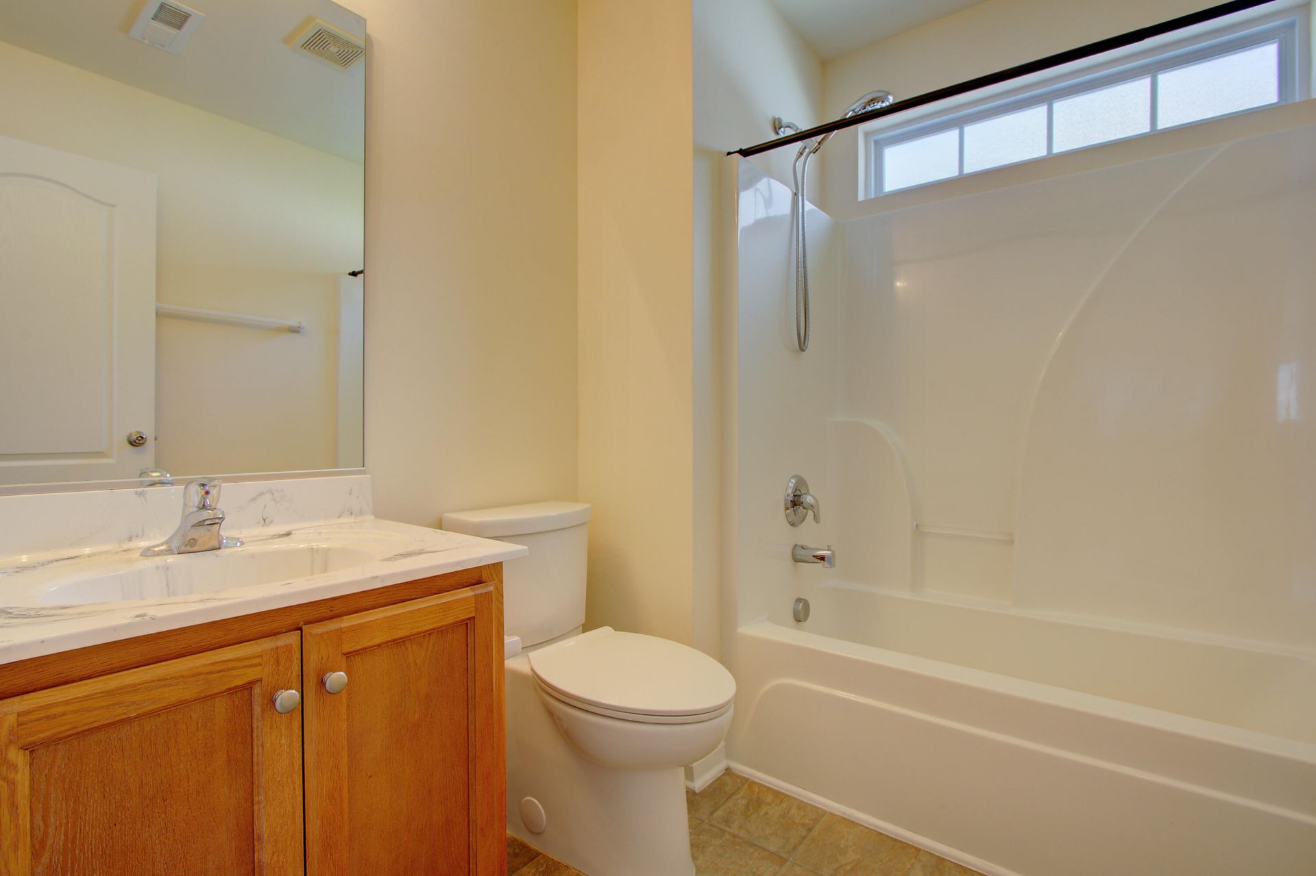 302 Coosawatchie Street Photo 12
