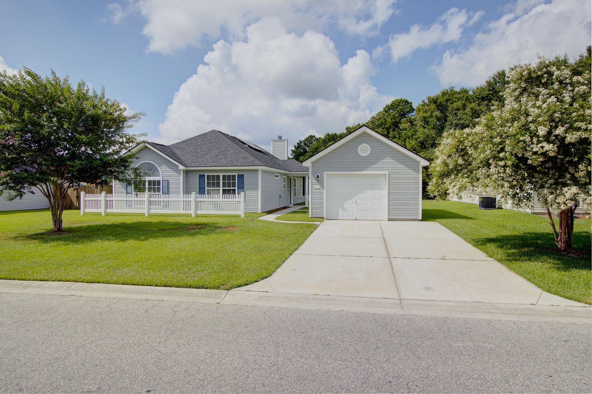 302 Coosawatchie Street Photo 19