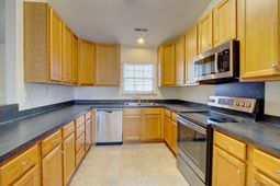 302 Coosawatchie Street photo 4