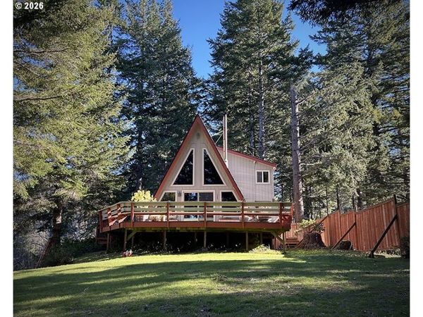 96104 CAPE FERRELO RD, Brookings, OR 97415