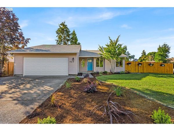 957 NE KATHRYN ST, Hillsboro, OR 97124