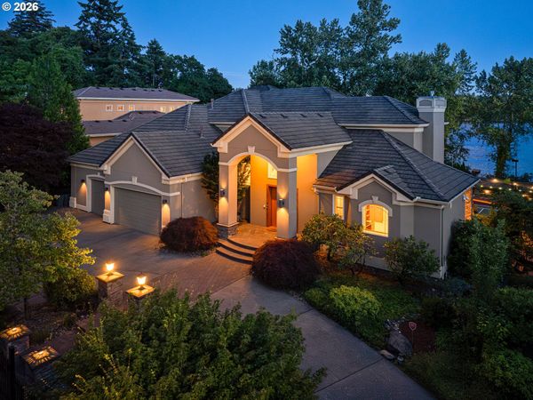 16215 SE RIVERSHORE DR, Vancouver, WA 98683