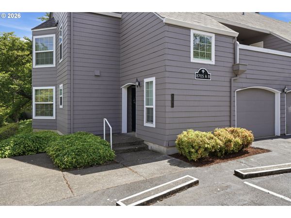 8705 SW CURRY DR, Unit A, Wilsonville, OR 97070