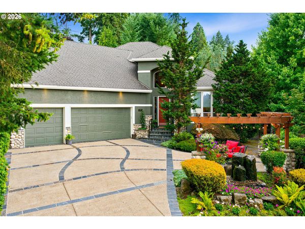 9630 SW IOWA DR, Tualatin, OR 97062