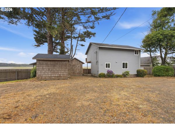 26230 SANDLAKE RD, Cloverdale, OR 97112