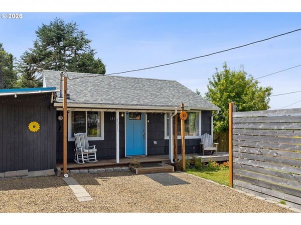 1315 SE Oar AVE, Lincoln City, OR 97367