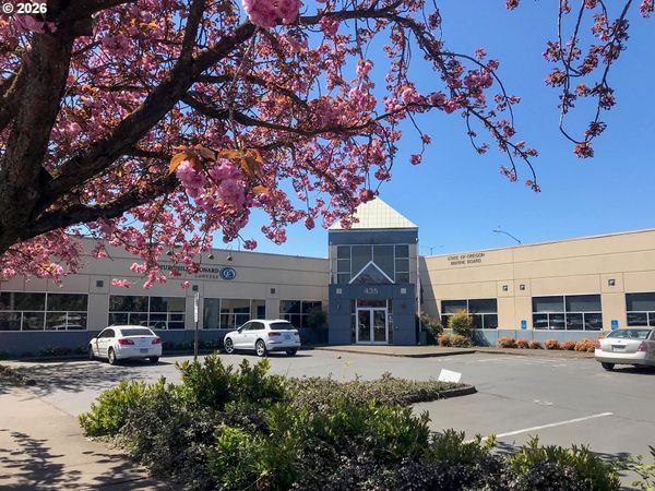 435 COMMERCIAL ST, Salem, OR 97301