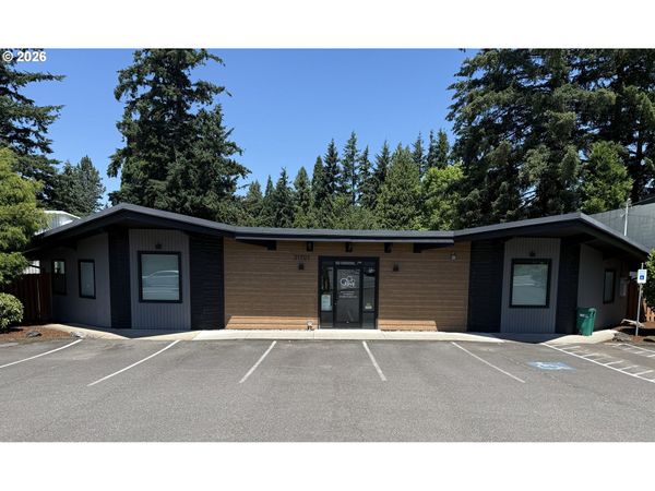 21707 SE STARK ST, Gresham, OR 97030