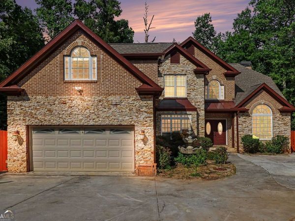 760 Links View Drive, Sugar Hill, GA 30518