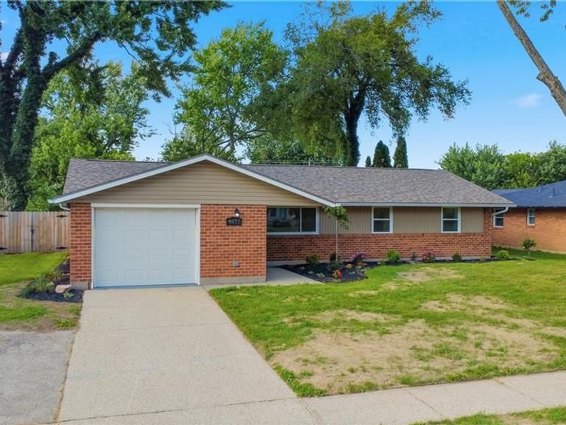 4877 Fishburg Road, Huber Heights, OH 45424 Photo 3
