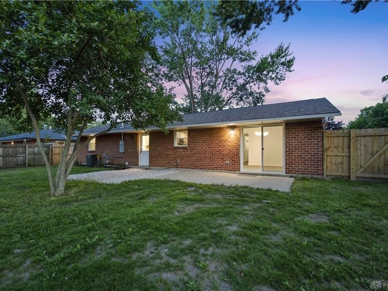 4877 Fishburg Road, Huber Heights, OH 45424 Photo 37