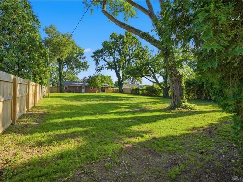 4877 Fishburg Road, Huber Heights, OH 45424 Photo 40