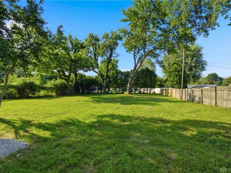 4877 Fishburg Road, Huber Heights, OH 45424 Photo 41