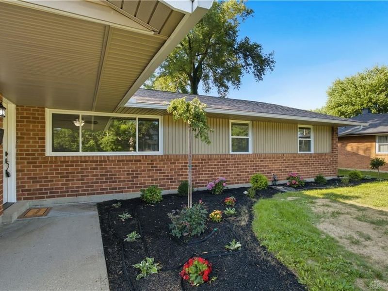4877 Fishburg Road, Huber Heights, OH 45424 Photo 5