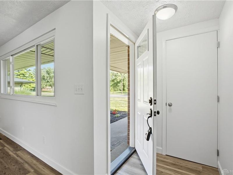 4877 Fishburg Road, Huber Heights, OH 45424 Photo 8