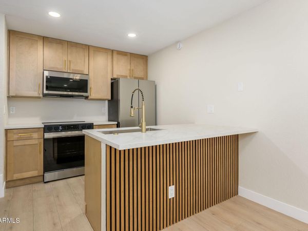510 N ALMA SCHOOL Road, Unit 163, Mesa, AZ 85201