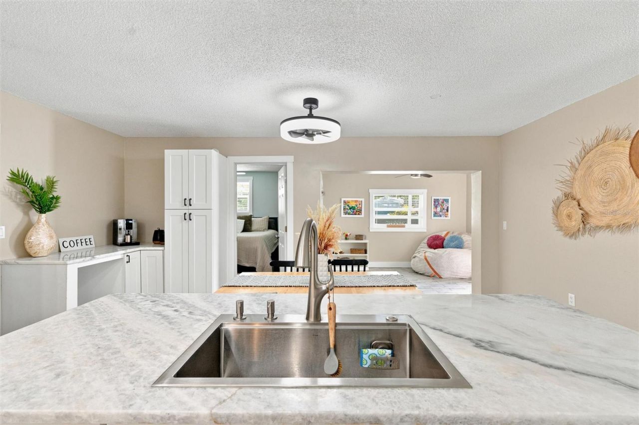 6230 Cedar Street Ne, Saint Petersburg, FL 33702 Photo