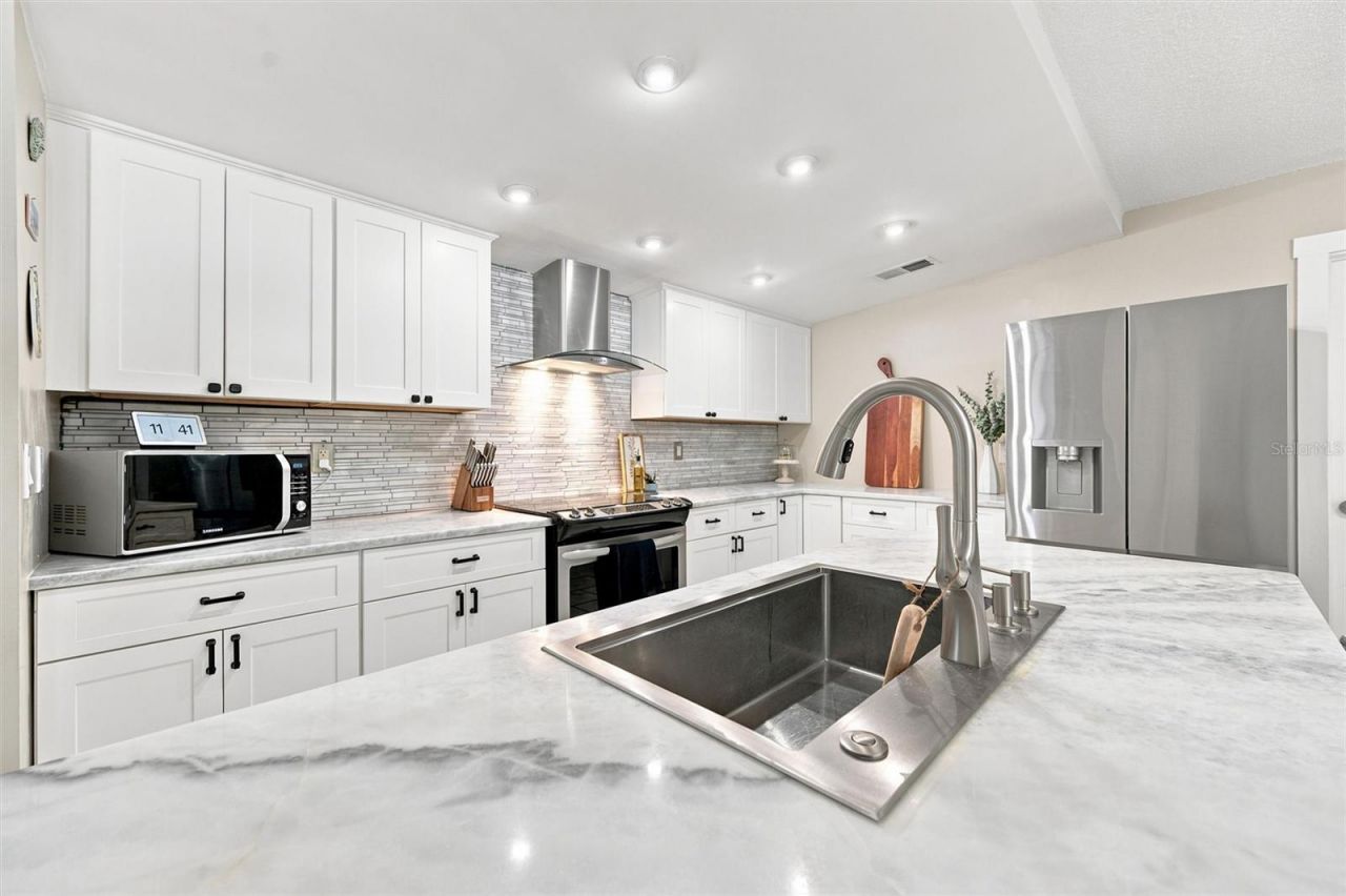6230 Cedar Street Ne, Saint Petersburg, FL 33702 Photo