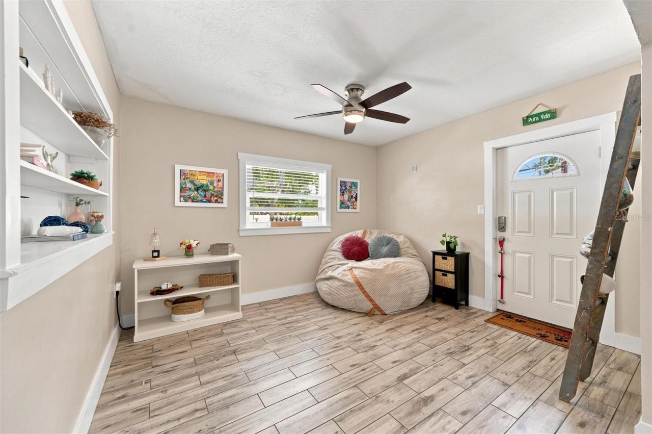 6230 Cedar Street Ne, Saint Petersburg, FL 33702 Photo