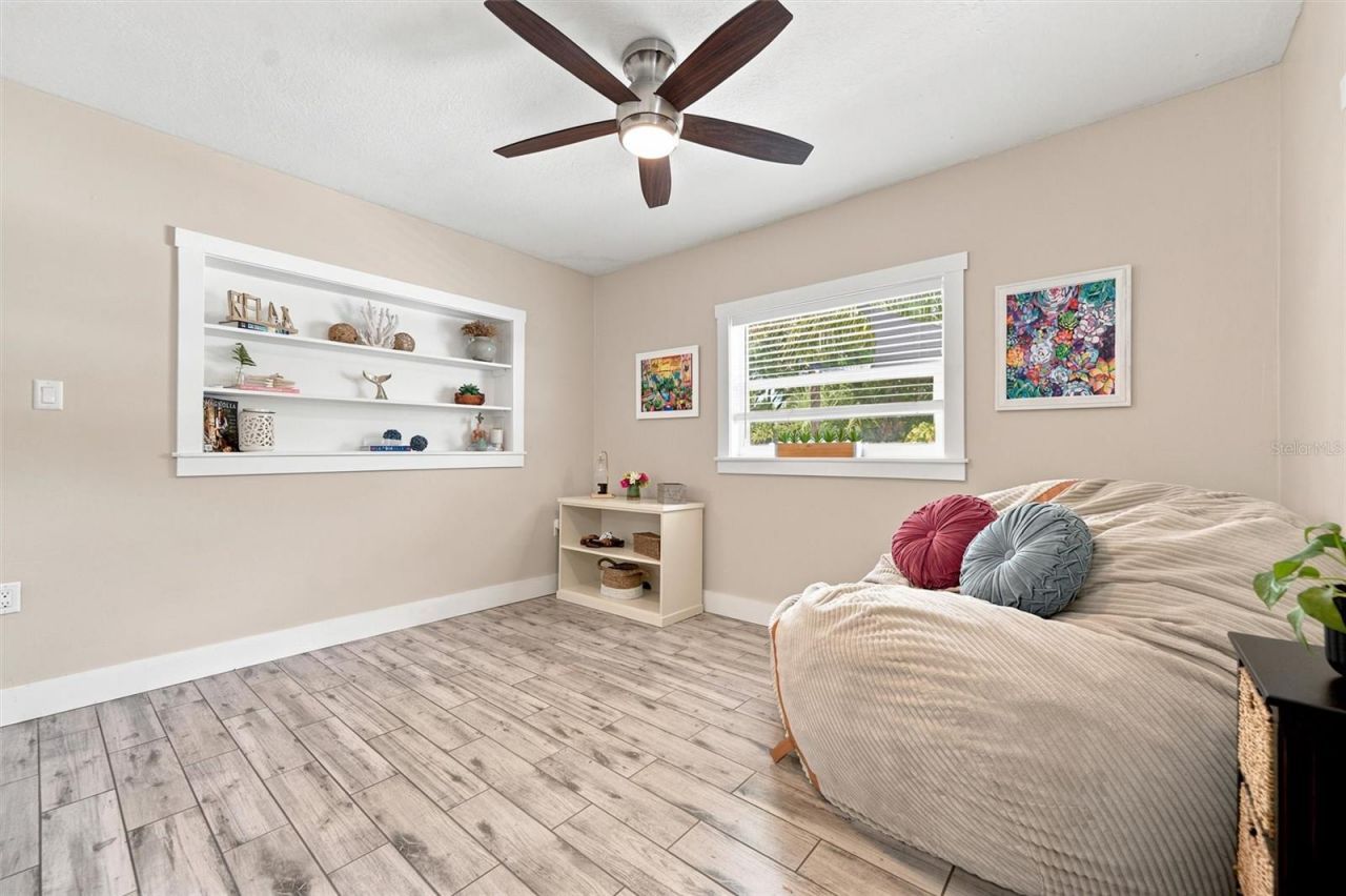 6230 Cedar Street Ne, Saint Petersburg, FL 33702 Photo