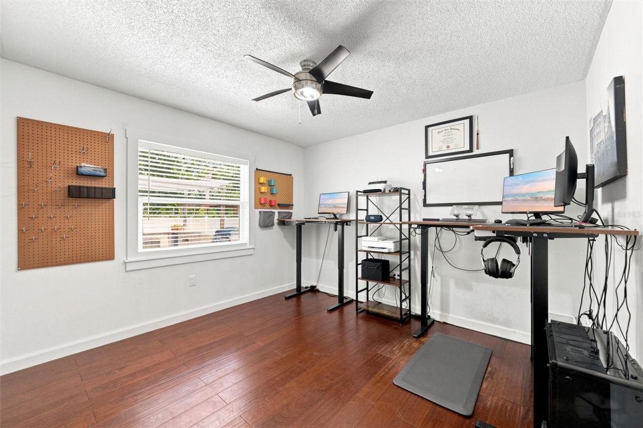 6230 Cedar Street Ne, Saint Petersburg, FL 33702 Photo