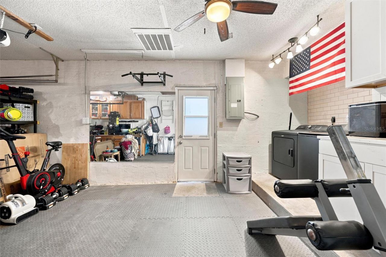 6230 Cedar Street Ne, Saint Petersburg, FL 33702 Photo