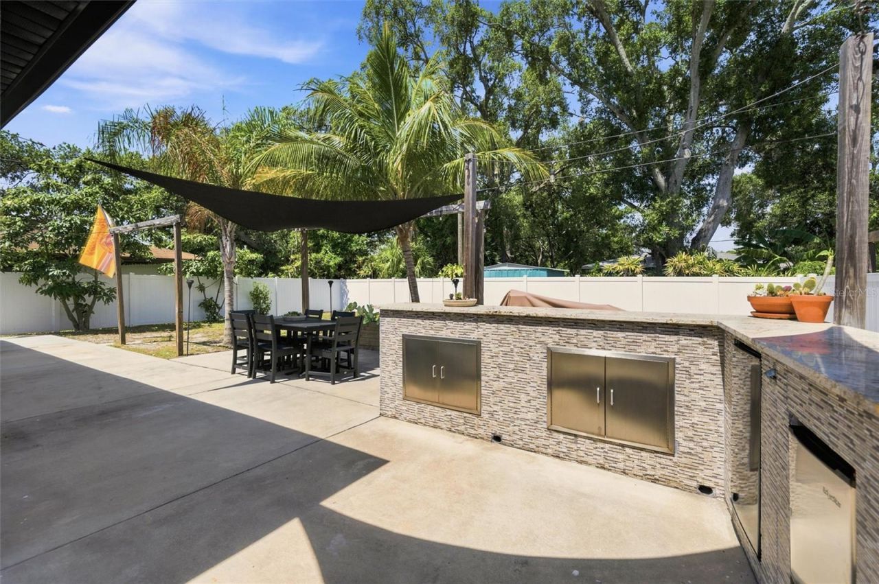 6230 Cedar Street Ne, Saint Petersburg, FL 33702 Photo
