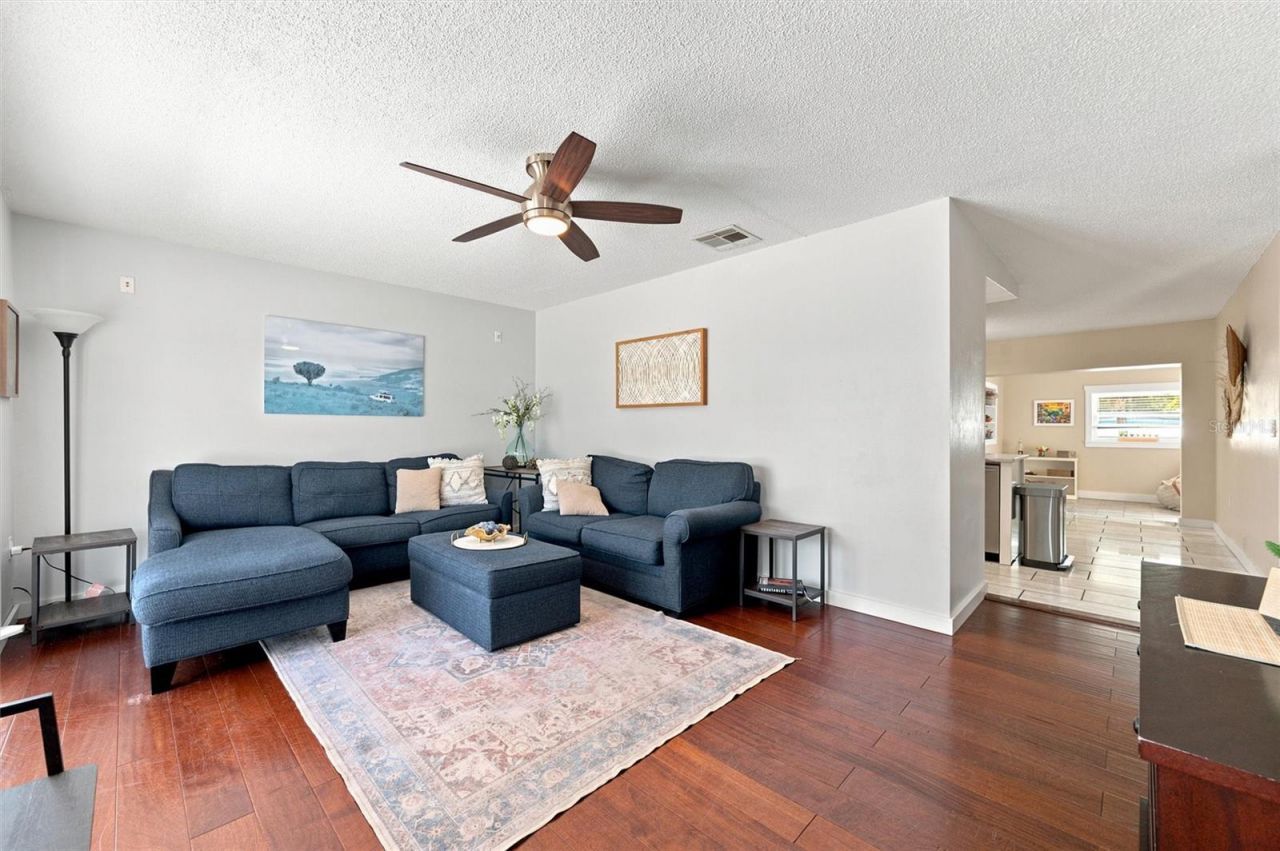 6230 Cedar Street Ne, Saint Petersburg, FL 33702 Photo