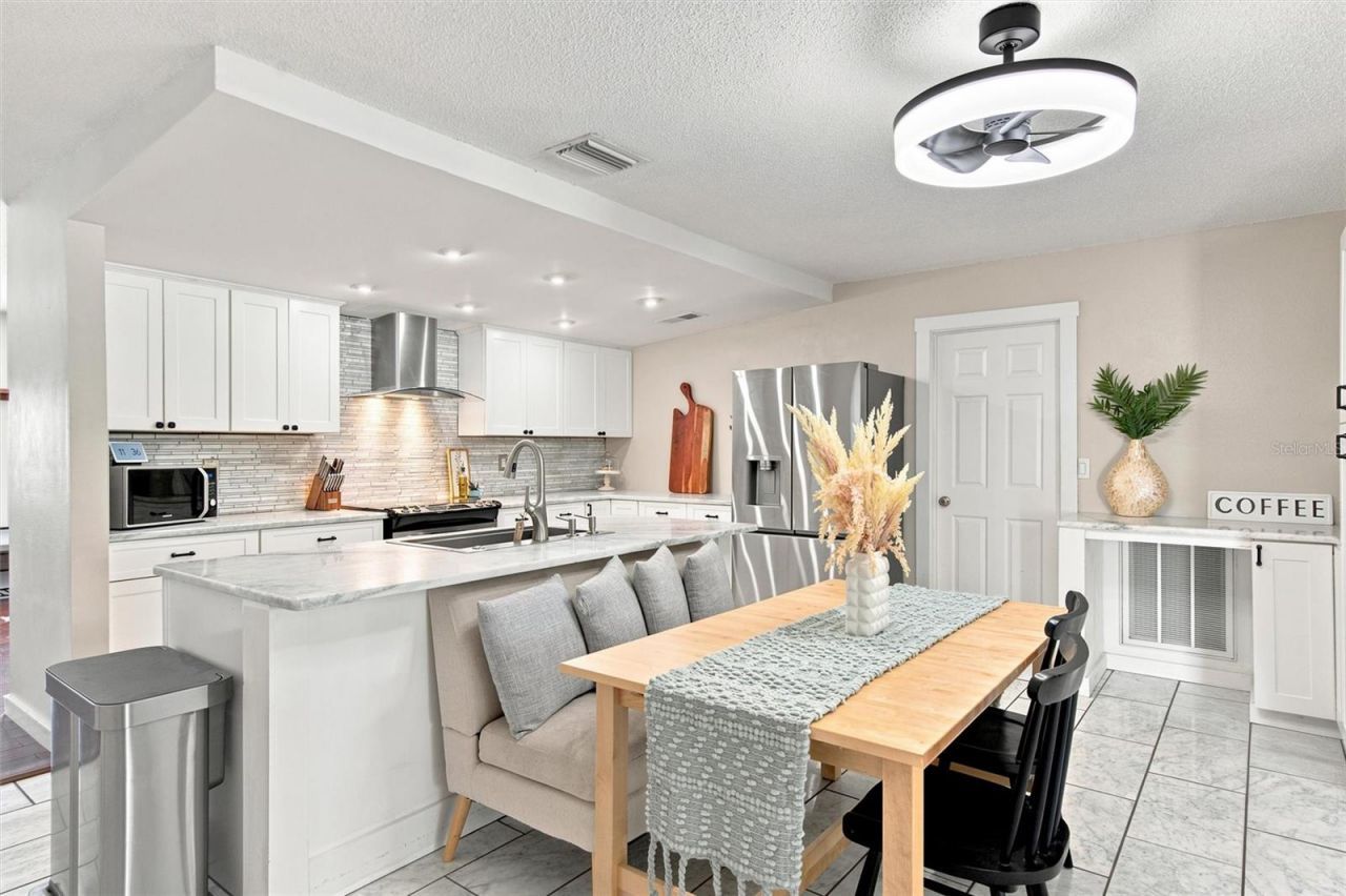 6230 Cedar Street Ne, Saint Petersburg, FL 33702 Photo