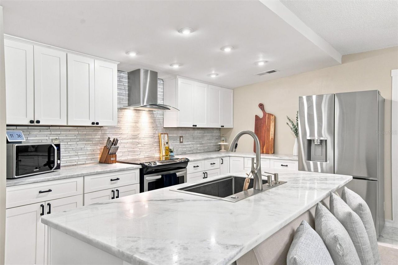 6230 Cedar Street Ne, Saint Petersburg, FL 33702 Photo