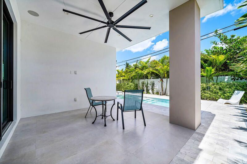 239 NE 11th Street, Delray Beach, FL 33444 Photo