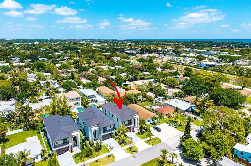 239 NE 11th Street, Delray Beach, FL 33444 Photo