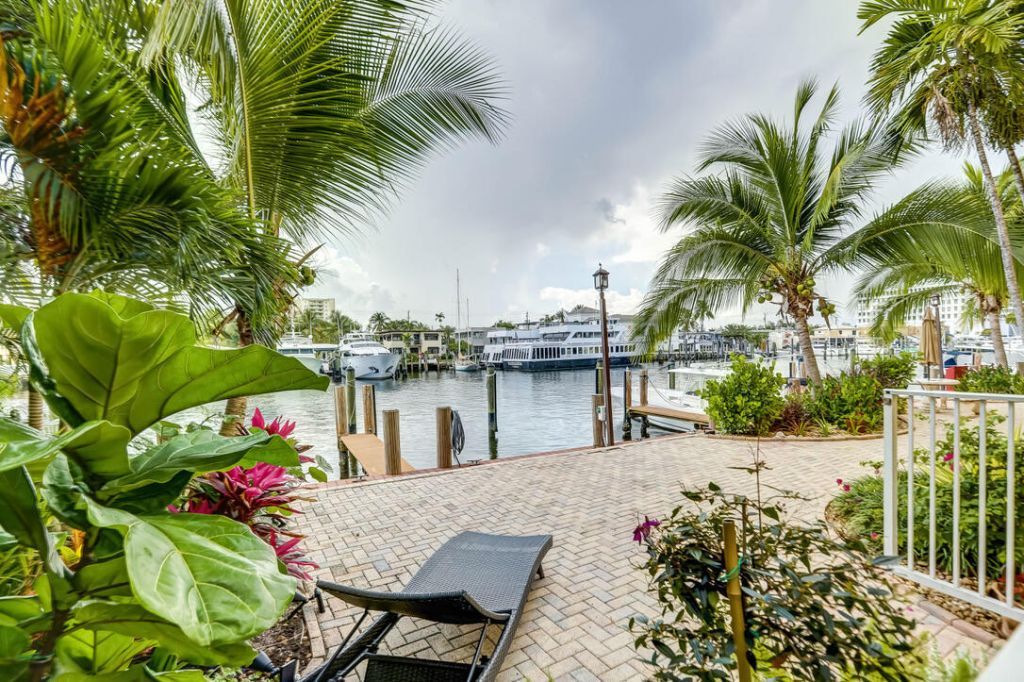 815 Middle River Drive, Unit 106, Fort Lauderdale, FL 33304 Photo